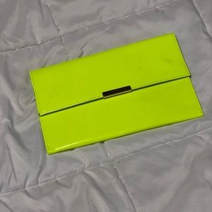 NEON CLUTCH